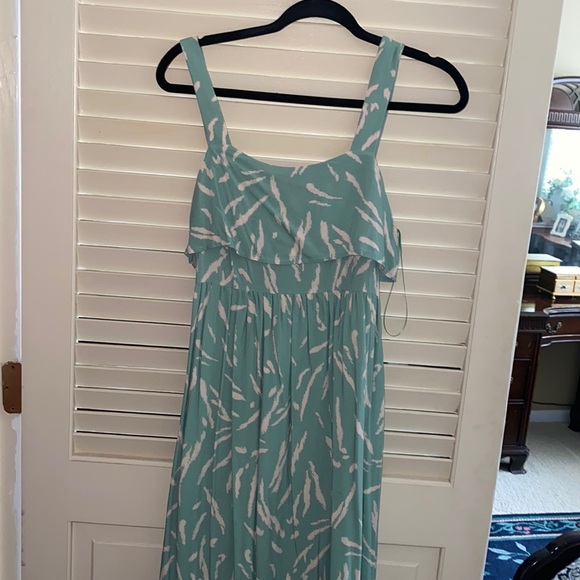 Lush Dresses & Skirts - NWT - LUSH Sage Green Maxi - Small